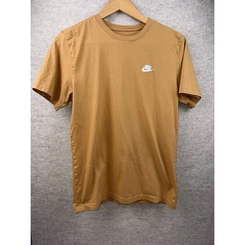 Nike- The Nike Tee Men’s Medium Golden Brown Short Sleeve Tshirt